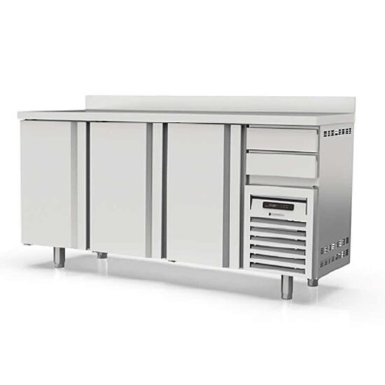 Masa frigorifica refrigerare 3 usi si 6 rafturi seria 600 cu rebord Coreco
