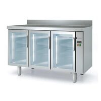 Masa frigorifica refrigerare 3 usi cu geam si 6 rafturi seria 600 cu rebord Snack Coreco